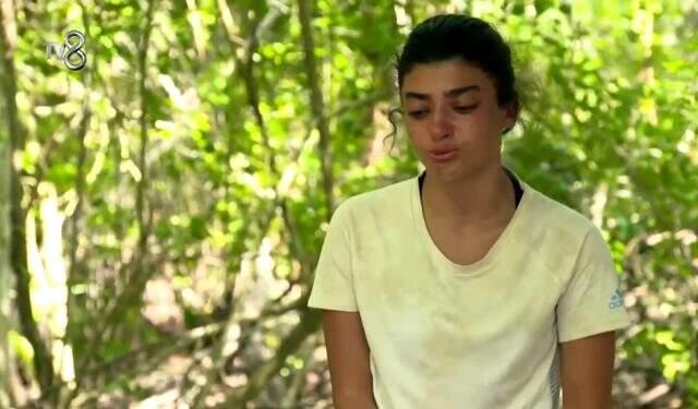 Fatma ve Erman Survivor'dan diskalifiye edildi.