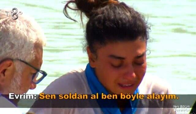 Fatma ve Erman Survivor'dan diskalifiye edildi.
