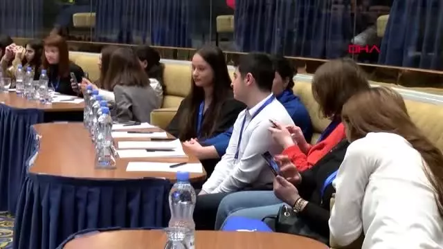 Gürcistan türk ve gürcü akademisyenler 'hıv ve aıds'e karşı öğrencileri biliçlendirdi Gürcistan türk ve gürcü akademisyenler 'hıv ve aıds'e karşı öğrencileri biliçlendirdi