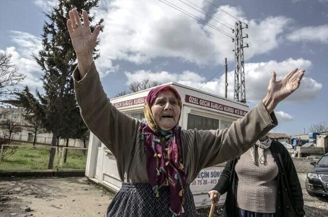 Hatay Reyhanlı'da Meryem Nine'nin Mehmetçik sevgisi duygulandırdı.