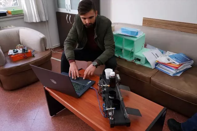 Meslek yüksekokulunda 'ev tipi' katı atık ayrıştırma cihazının prototipi üretildi