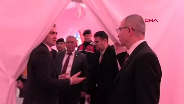 Artvin sarp sınır kapısı'nda 'koronavirüs' tedbirleri Artvin sarp sınır kapısı'nda 'koronavirüs' tedbirleri