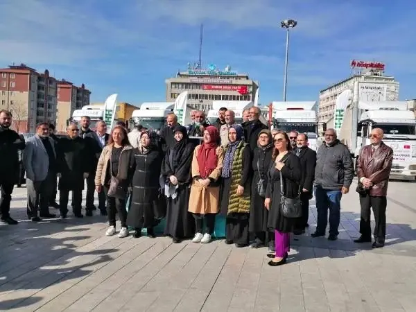 Bağcılar'dan İdlib'e 10 yardım TIR'ı yola çıktı Bağcılar'dan İdlib'e 10 yardım TIR'ı yola çıktı