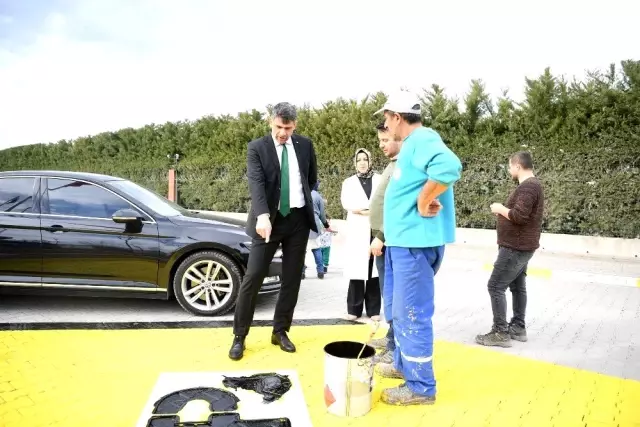 Başkan Kocaman Ankara Caddesinde yapılan çalışmaları inceledi Başkan Kocaman Ankara Caddesinde yapılan çalışmaları inceledi