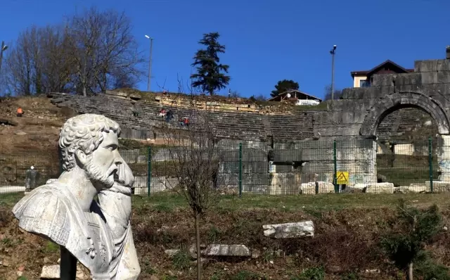 Batı Karadeniz'in Efes'inin görkemli yapısı gün yüzüne çıkıyor
