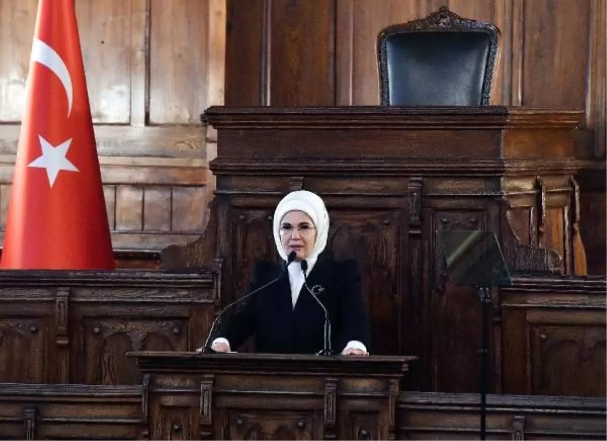 Emine Erdoğan: Artık kadınlarımız ayrımcılığa maruz kalmadan eğitim ve iş hayatına katılıyor