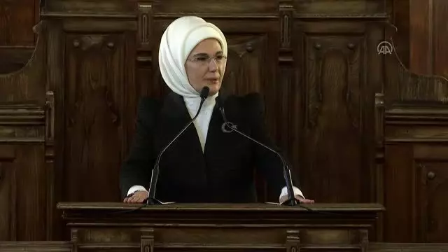 Emine Erdoğan, Milli Egemenliğin 100. Yılında Türk Kadını Özel Oturumu nda konuştu (2)