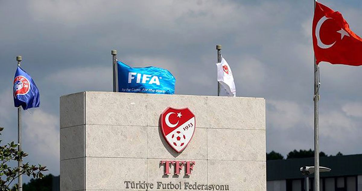 Galatasaray ve Medipol Başakşehir, PFDK'ye sevk edildi