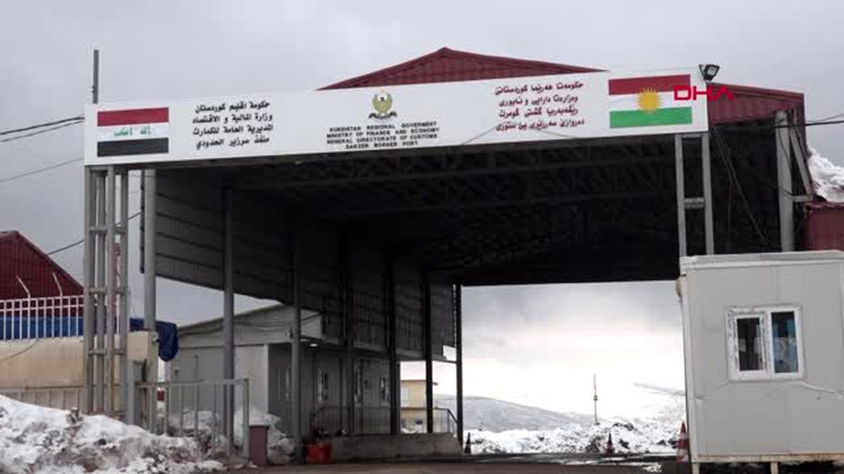 Hakkari üzümlü sınır kapısı'na gelenler, habur'a yönlendiriliyor