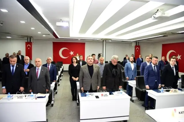 Karesi Belediye Meclisi şehitleri andı Karesi Belediye Meclisi şehitleri andı