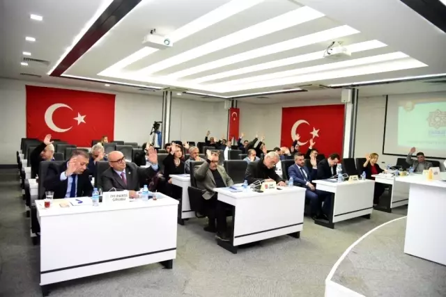 Karesi Belediye Meclisi şehitleri andı Karesi Belediye Meclisi şehitleri andı