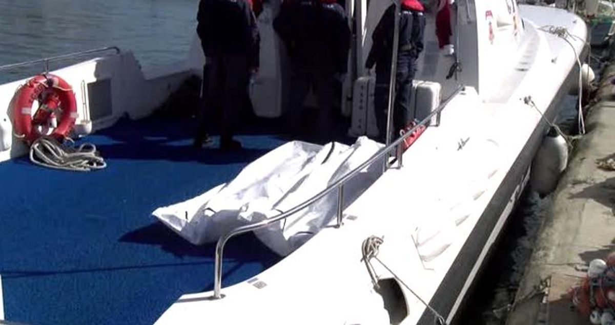Silivri'de can pazarı! Alev alev yanan yatta 2 kişi yaşamını yitirdi