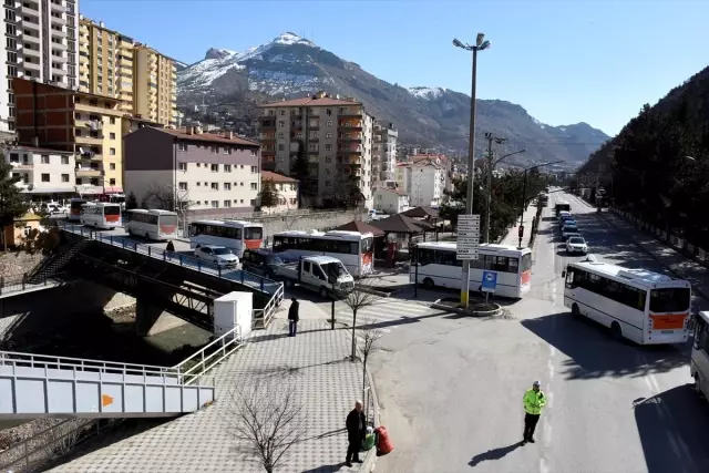 Türkiye Mehmetçik için tek yürek oldu Türkiye Mehmetçik için tek yürek oldu