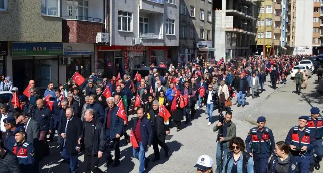 Türkiye Mehmetçik için tek yürek oldu Türkiye Mehmetçik için tek yürek oldu