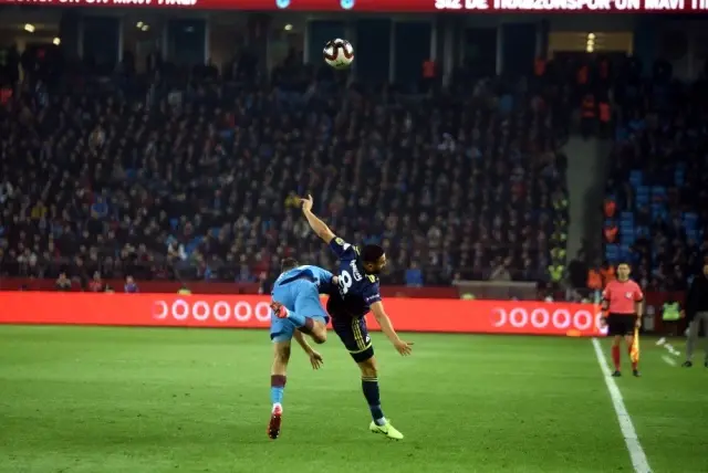 Ziraat Türkiye Kupası: Trabzonspor: 0 - Fenerbahçe: 0 (İlk yarı) Ziraat Türkiye Kupası: Trabzonspor: 0 - Fenerbahçe: 0 (İlk yarı)