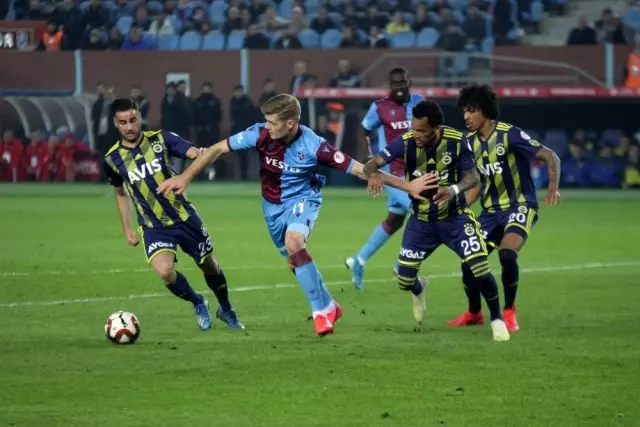 Ziraat Türkiye Kupası: Trabzonspor: 0 - Fenerbahçe: 0 (İlk yarı) Ziraat Türkiye Kupası: Trabzonspor: 0 - Fenerbahçe: 0 (İlk yarı)