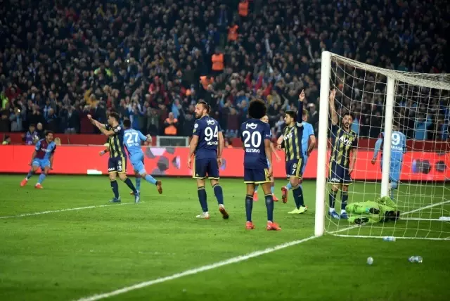 Ziraat Türkiye Kupası: Trabzonspor: 2 - Fenerbahçe: 0 (Maç sonucu) Ziraat Türkiye Kupası: Trabzonspor: 2 - Fenerbahçe: 0 (Maç sonucu)