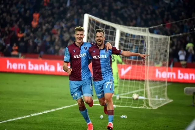Ziraat Türkiye Kupası: Trabzonspor: 2 - Fenerbahçe: 0 (Maç sonucu) Ziraat Türkiye Kupası: Trabzonspor: 2 - Fenerbahçe: 0 (Maç sonucu)