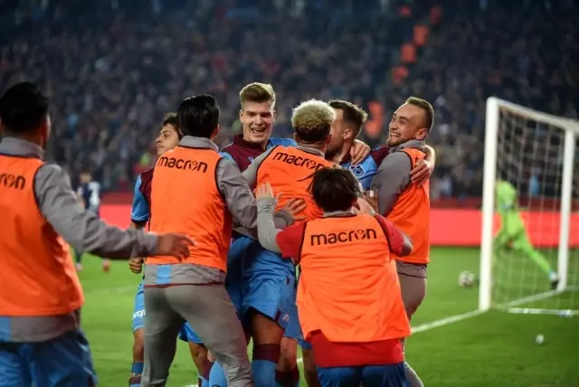 Ziraat Türkiye Kupası: Trabzonspor: 2 - Fenerbahçe: 0 (Maç sonucu) Ziraat Türkiye Kupası: Trabzonspor: 2 - Fenerbahçe: 0 (Maç sonucu)
