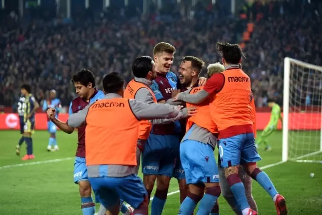 Ziraat Türkiye Kupası: Trabzonspor: 2 - Fenerbahçe: 0 (Maç sonucu) Ziraat Türkiye Kupası: Trabzonspor: 2 - Fenerbahçe: 0 (Maç sonucu)