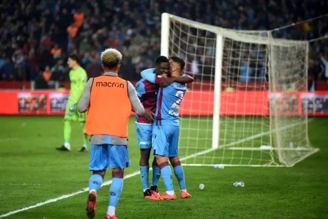 Ziraat Türkiye Kupası: Trabzonspor: 2 - Fenerbahçe: 0 (Maç sonucu) Ziraat Türkiye Kupası: Trabzonspor: 2 - Fenerbahçe: 0 (Maç sonucu)