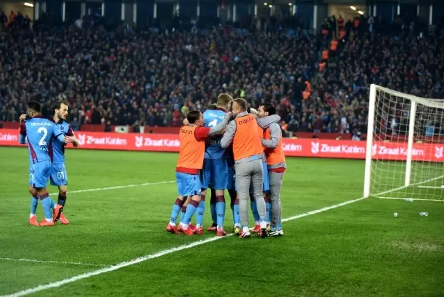 Ziraat Türkiye Kupası: Trabzonspor: 2 - Fenerbahçe: 0 (Maç sonucu) Ziraat Türkiye Kupası: Trabzonspor: 2 - Fenerbahçe: 0 (Maç sonucu)
