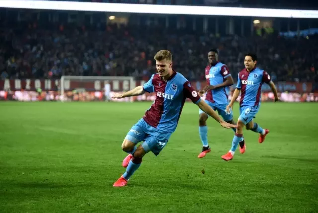Ziraat Türkiye Kupası: Trabzonspor: 2 - Fenerbahçe: 0 (Maç sonucu) Ziraat Türkiye Kupası: Trabzonspor: 2 - Fenerbahçe: 0 (Maç sonucu)