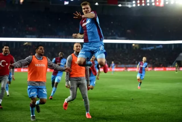 Ziraat Türkiye Kupası: Trabzonspor: 2 - Fenerbahçe: 0 (Maç sonucu) Ziraat Türkiye Kupası: Trabzonspor: 2 - Fenerbahçe: 0 (Maç sonucu)