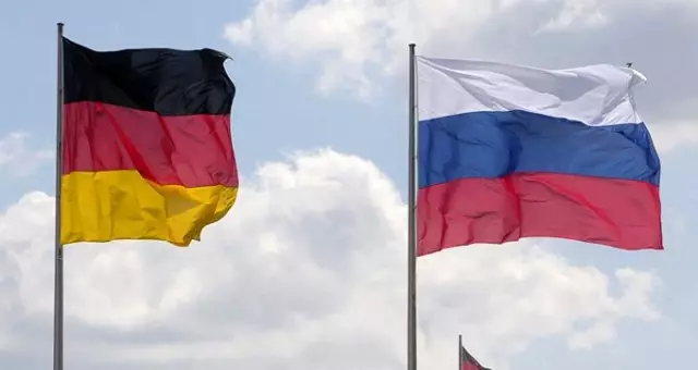 Almanya, Esed Rejimi'ni destekleyen Rusya'ya karşı ekonomik yaptırımlar uygulanmasını önerdi.