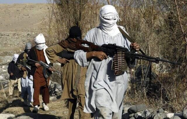 Anlaşma sonrası ABD, Taliban'a ilk hava saldırısını gerçekleştirdi
