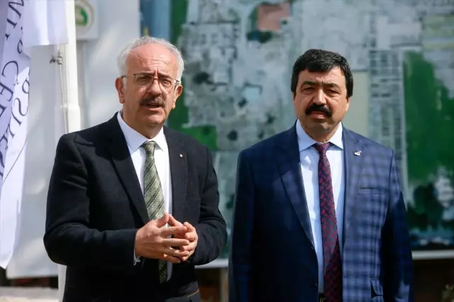 Antik Smyrna Kenti kazılarını İzmir Katip Çelebi Üniversitesi yürütecek Antik Smyrna Kenti kazılarını İzmir Katip Çelebi Üniversitesi yürütecek