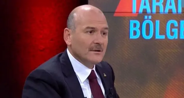 Bakan Soylu'dan CHP'li Engin Özkoç'un sözlerine sert tepki: Siyasetin içinde olmaması gereken biri Bakan Soylu'dan CHP'li Engin Özkoç'un sözlerine sert tepki: Siyasetin içinde olmaması gereken biri