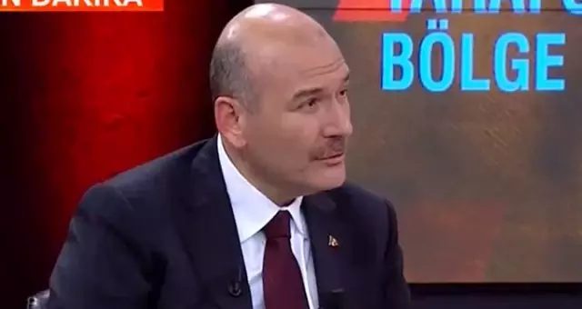 Bakan Soylu'dan CHP'li Engin Özkoç'un sözlerine sert tepki: Siyasetin içinde olmaması gereken biri Bakan Soylu'dan CHP'li Engin Özkoç'un sözlerine sert tepki: Siyasetin içinde olmaması gereken biri