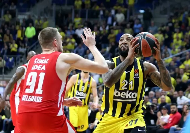 Fenerbahçe Beko, Kızılyıldız'ı 66-63 mağlup etti Fenerbahçe Beko, Kızılyıldız'ı 66-63 mağlup etti