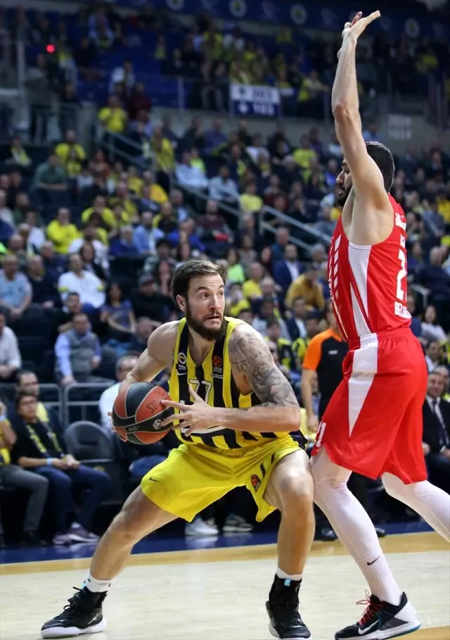 Fenerbahçe Beko, Kızılyıldız'ı 66-63 mağlup etti Fenerbahçe Beko, Kızılyıldız'ı 66-63 mağlup etti