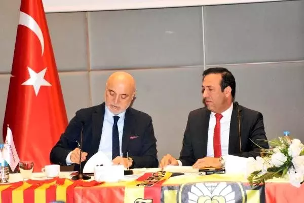 BtcTurk Yeni Malatyaspor, Hikmet Karaman ile 1,5 yıllık sözleşme imzaladı BtcTurk Yeni Malatyaspor, Hikmet Karaman ile 1,5 yıllık sözleşme imzaladı