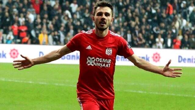 Galatasaray'ın Emre Kılınç ve Mert Hakan ile anlaştığı iddiası gündeme bomba gibi düştü