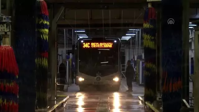 İBB koronavirüse karşı dezenfekte önlemlerine devam ediyor