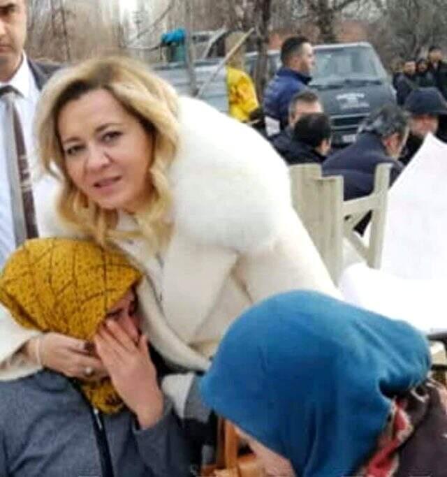 İYİ Partili Aylin Cesur'a kendi partisinin vekili sahip çıktı.
