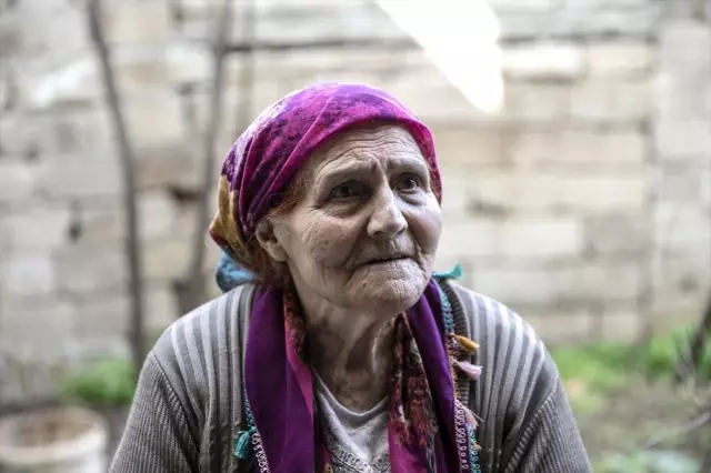 Mehmetçiğe destek konuşmasıyla tanınan 84 yaşındaki Meryem Özdil Açıklaması Mehmetçiğe destek konuşmasıyla tanınan 84 yaşındaki Meryem Özdil Açıklaması
