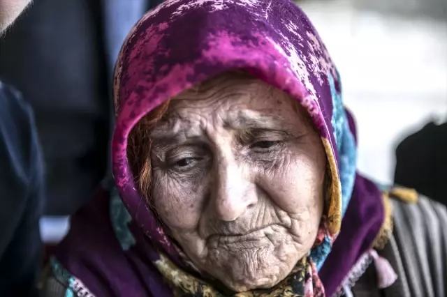 Mehmetçiğe destek konuşmasıyla tanınan 84 yaşındaki Meryem Özdil Açıklaması Mehmetçiğe destek konuşmasıyla tanınan 84 yaşındaki Meryem Özdil Açıklaması