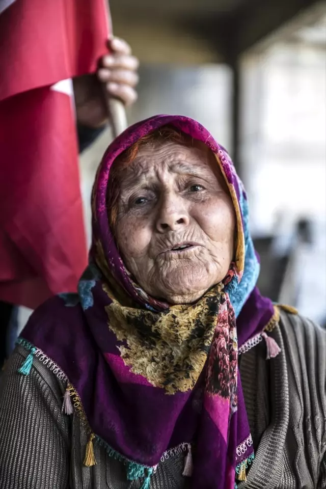 Mehmetçiğe destek konuşmasıyla tanınan 84 yaşındaki Meryem Özdil Açıklaması Mehmetçiğe destek konuşmasıyla tanınan 84 yaşındaki Meryem Özdil Açıklaması