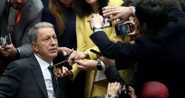 Hulusi Akar, Bahçeli'nin 'Rusya'dan tazminat istenmeli' talebine yanıt verdi Hulusi Akar, Bahçeli'nin 'Rusya'dan tazminat istenmeli' talebine yanıt verdi