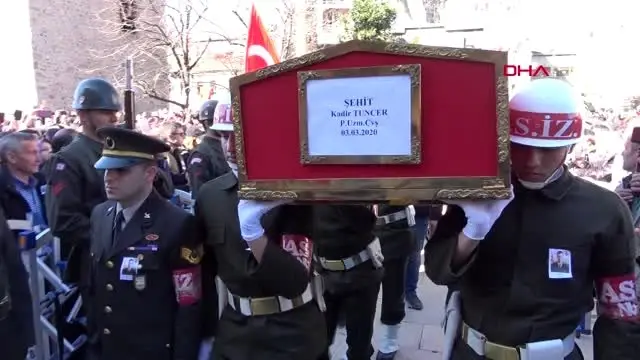 Şehit uzman çavuş tuncer'in cenazesi, trabzon'da Şehit uzman çavuş tuncer'in cenazesi, trabzon'da