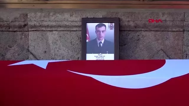 Şehit uzman çavuş tuncer'in cenazesi, trabzon'da Şehit uzman çavuş tuncer'in cenazesi, trabzon'da