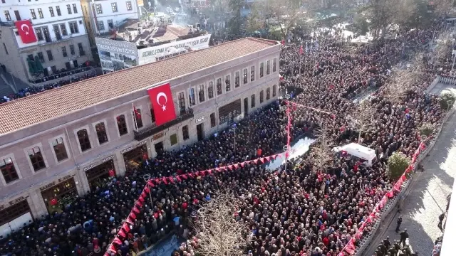 Trabzon şehidini uğurladı Trabzon şehidini uğurladı