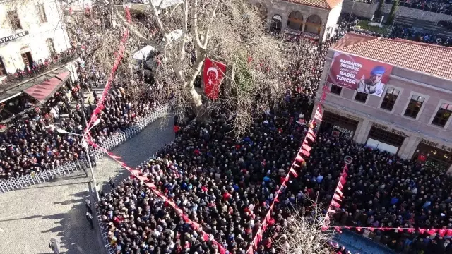 Trabzon şehidini uğurladı Trabzon şehidini uğurladı