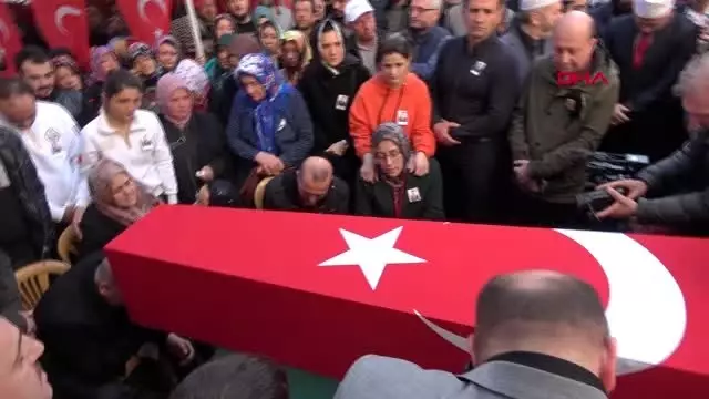 Trabzon şehit uzman çavuş tuncer'in cenazesi, trabzon'da Trabzon şehit uzman çavuş tuncer'in cenazesi, trabzon'da
