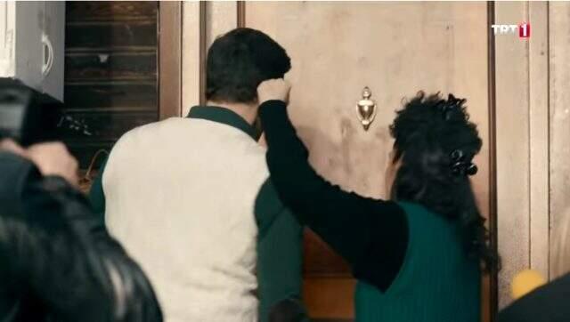 Tutunamayanlar dizisinde Atakan Kayalar'ın annesine verdiği tepkiye gönderme yapıldı