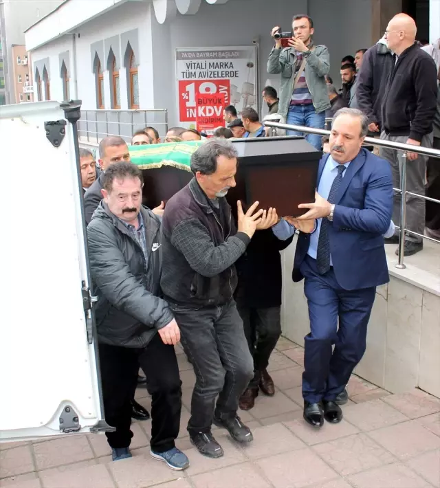 AK Parti İstanbul Milletvekili Emine Sare Aydın Yılmaz'ın acı günü